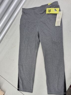 All In Motion Grey High Tise Capri